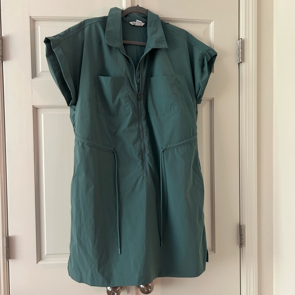 Athleta Green Mini Dress - Picture 5 of 5